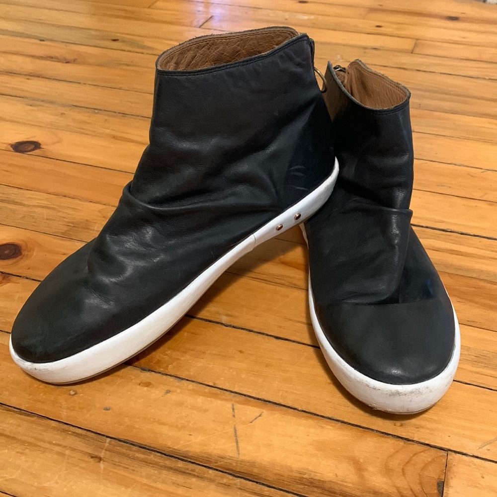 Beek jaeger high top sneaker